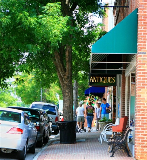 exterior of Antique shop in Downtown Wake Forest